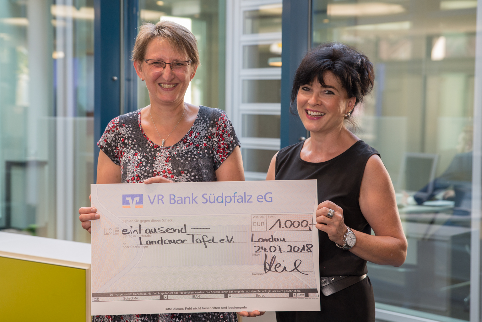 Spende Von Der Vr Bank Landauer Tafel E V